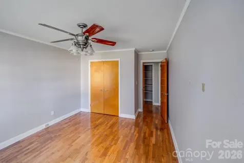 405 W Harvie Avenue Gastonia NC 28052