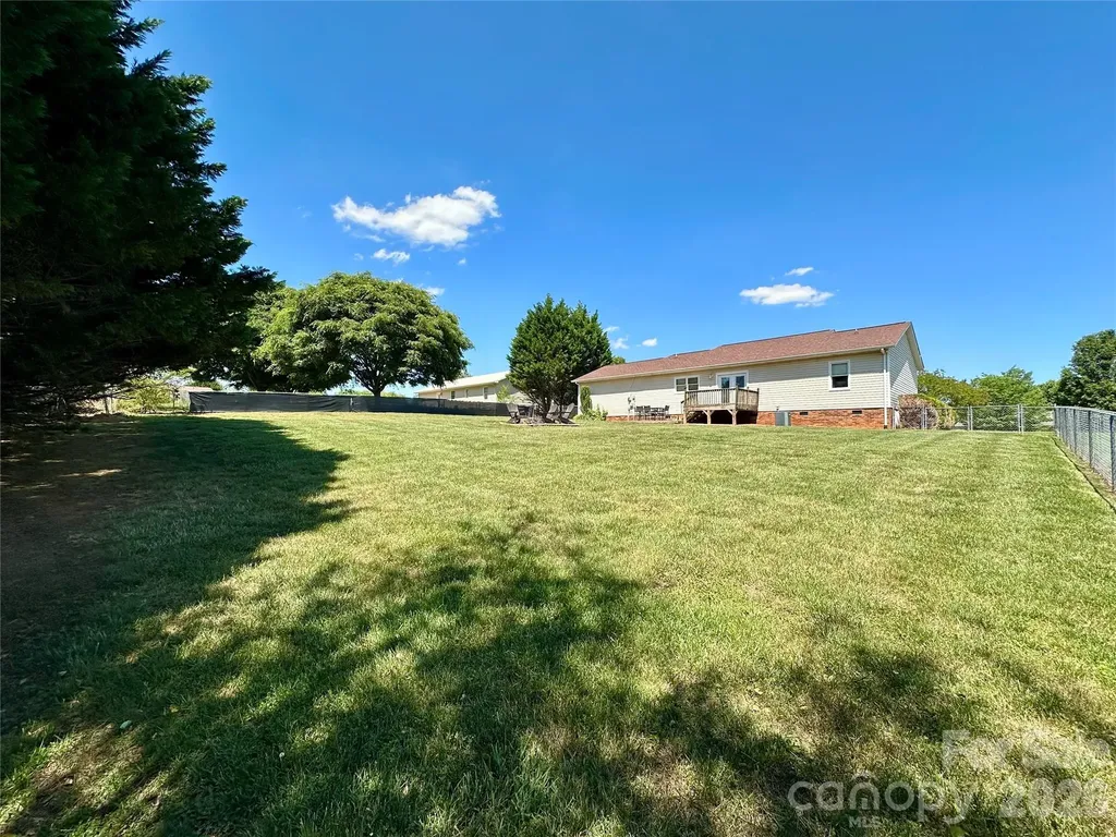 238 Dogwood Acres Lane Taylorsville NC 28681