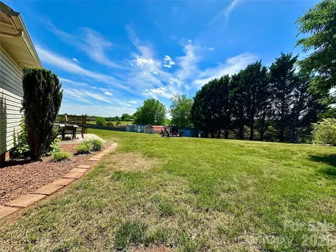 238 Dogwood Acres Lane Taylorsville NC 28681
