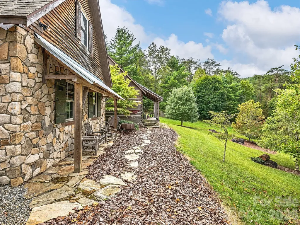 571 Fletcher Martin Road Alexander NC 28701