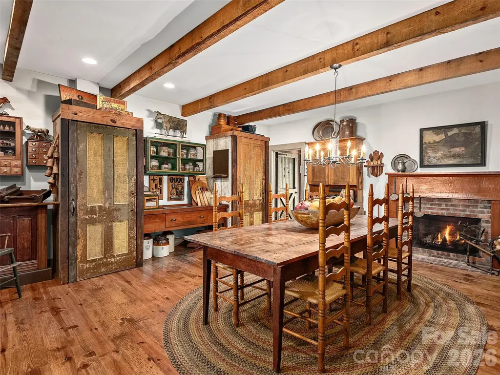 571 Fletcher Martin Road Alexander NC 28701