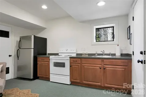231 Cedar Lane Brevard NC 28712