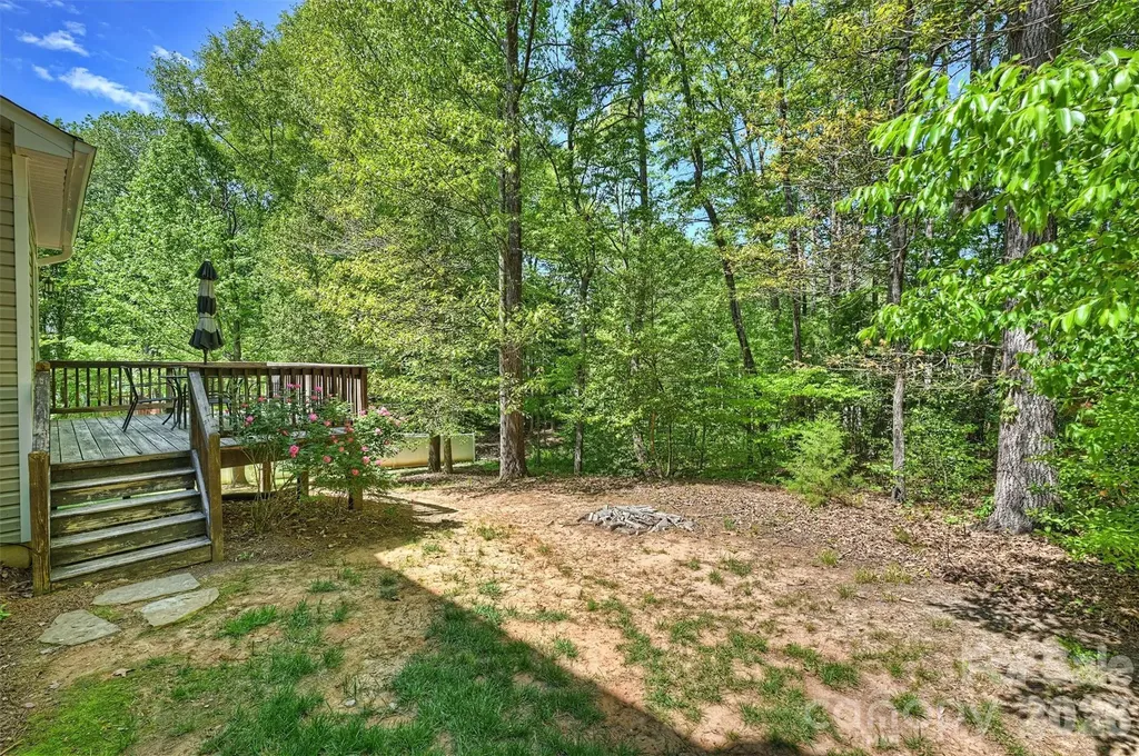 1135 Brookdale Lane Stanley NC 28164