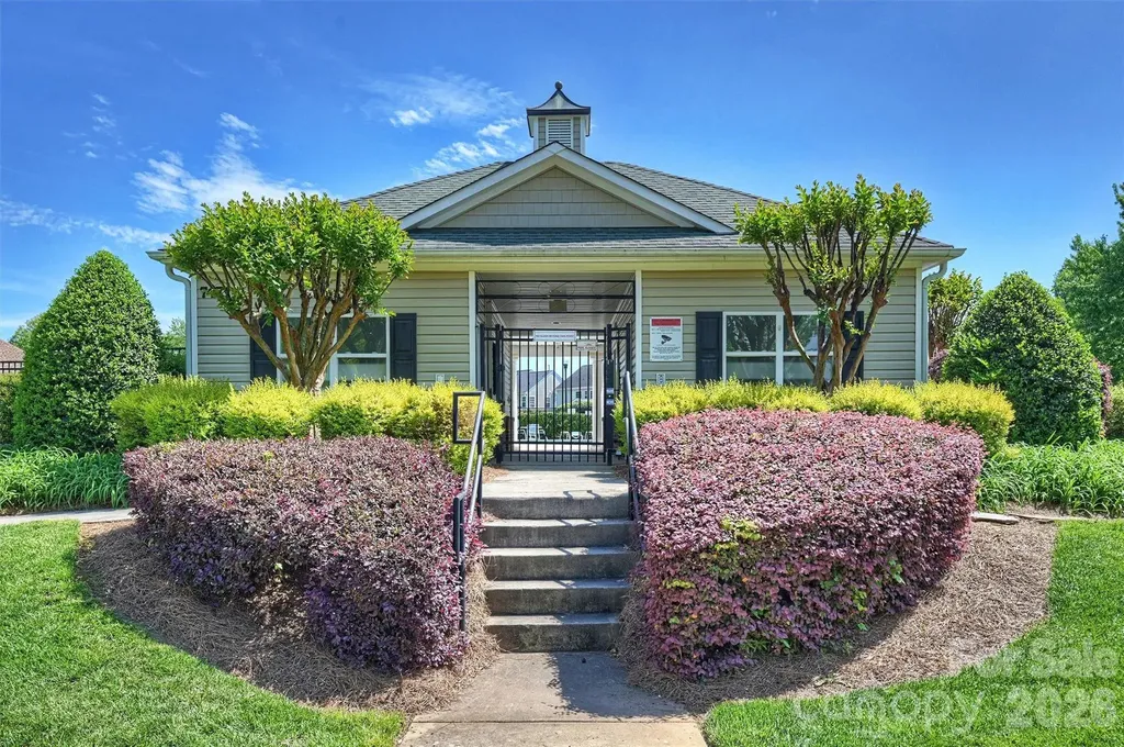 1135 Brookdale Lane Stanley NC 28164