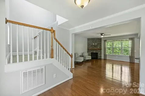 1135 Brookdale Lane Stanley NC 28164