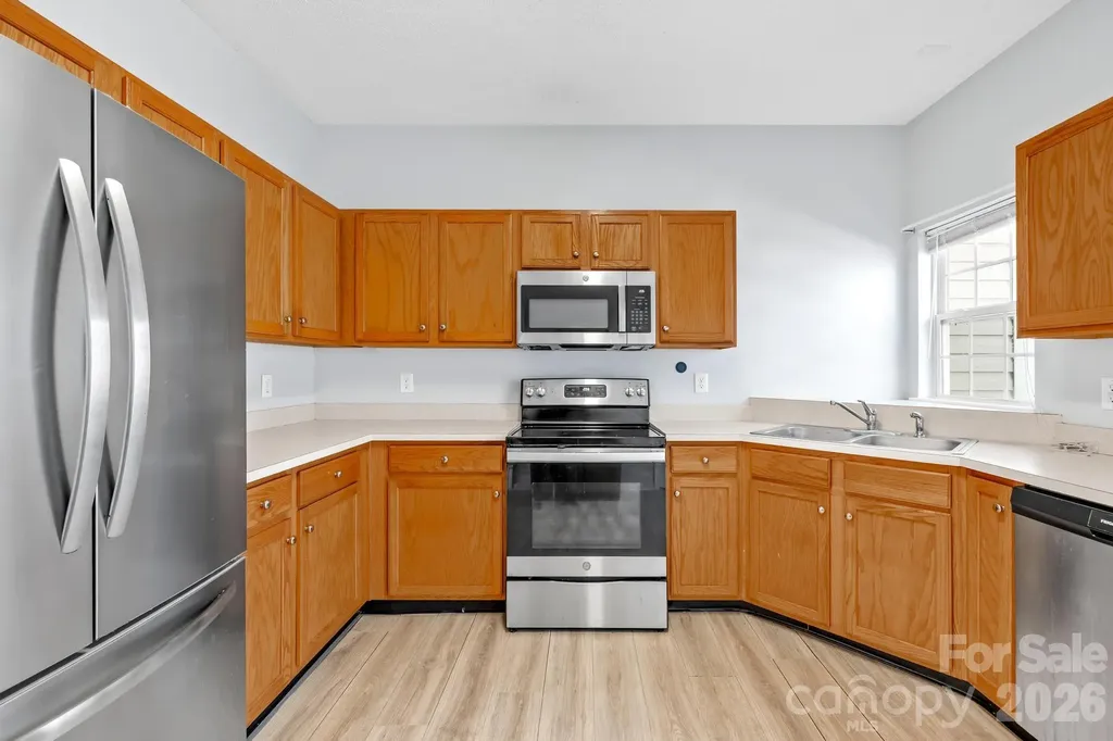 2823 Summergrove Court Matthews NC 28105