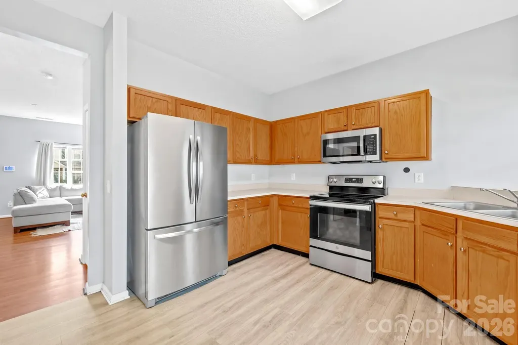 2823 Summergrove Court Matthews NC 28105
