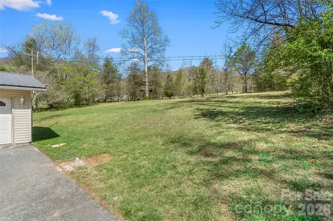 512 Paxton Creek Road Marion NC 28752