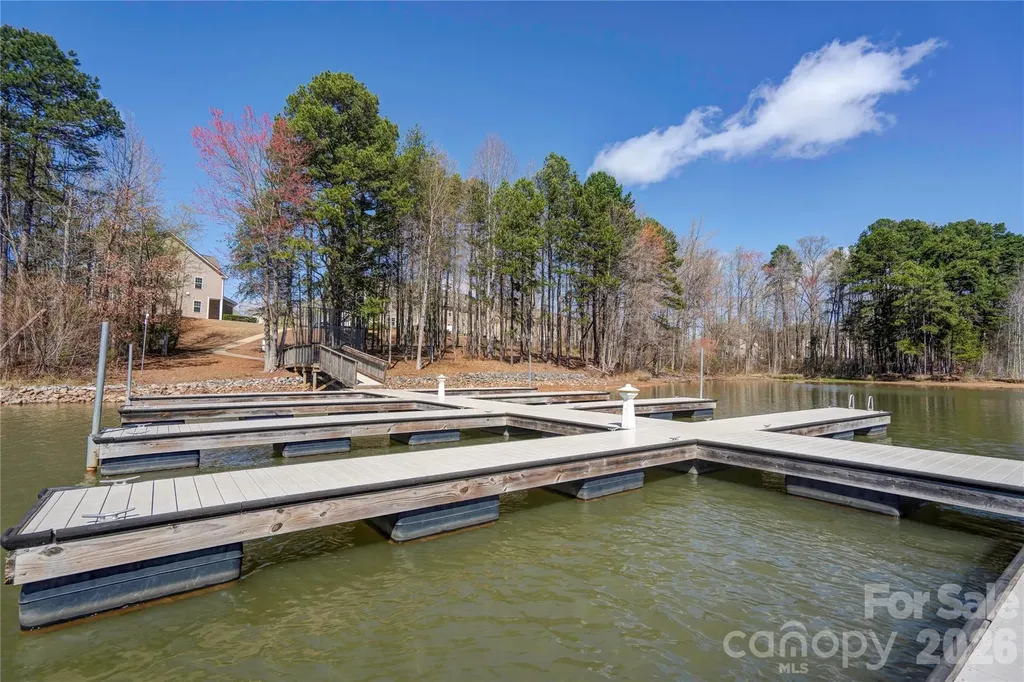 104 Burlingame Court Mooresville NC 28117