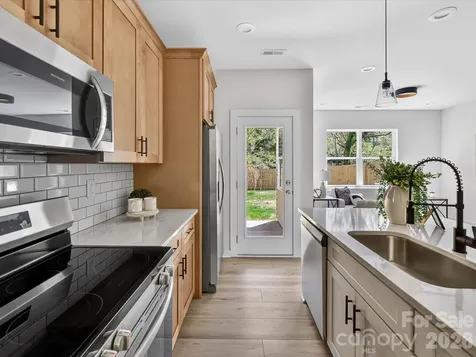 655 Stillgreen Lane Charlotte NC 28214