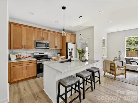 655 Stillgreen Lane Charlotte NC 28214