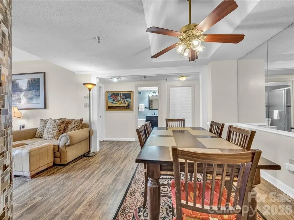 303 Sugar Top Drive Sugar Mountain NC 28604
