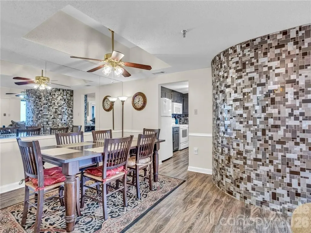 303 Sugar Top Drive Sugar Mountain NC 28604