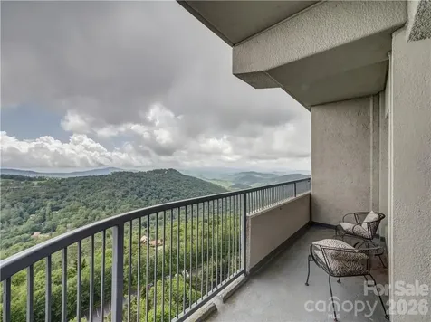 303 Sugar Top Drive Sugar Mountain NC 28604