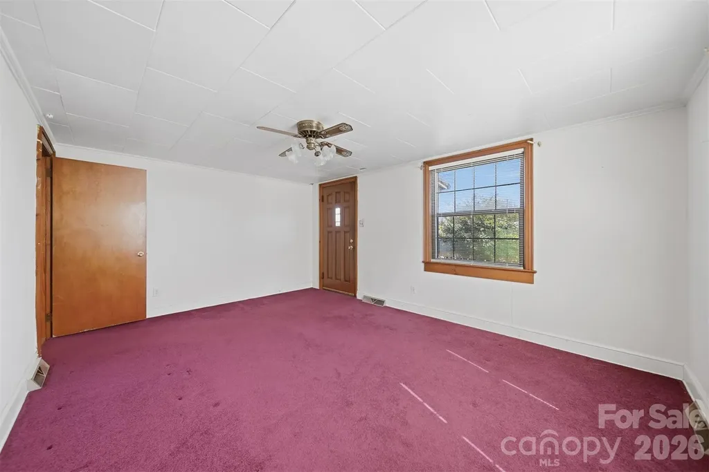 2421 35th Street Court NE Hickory NC 28601