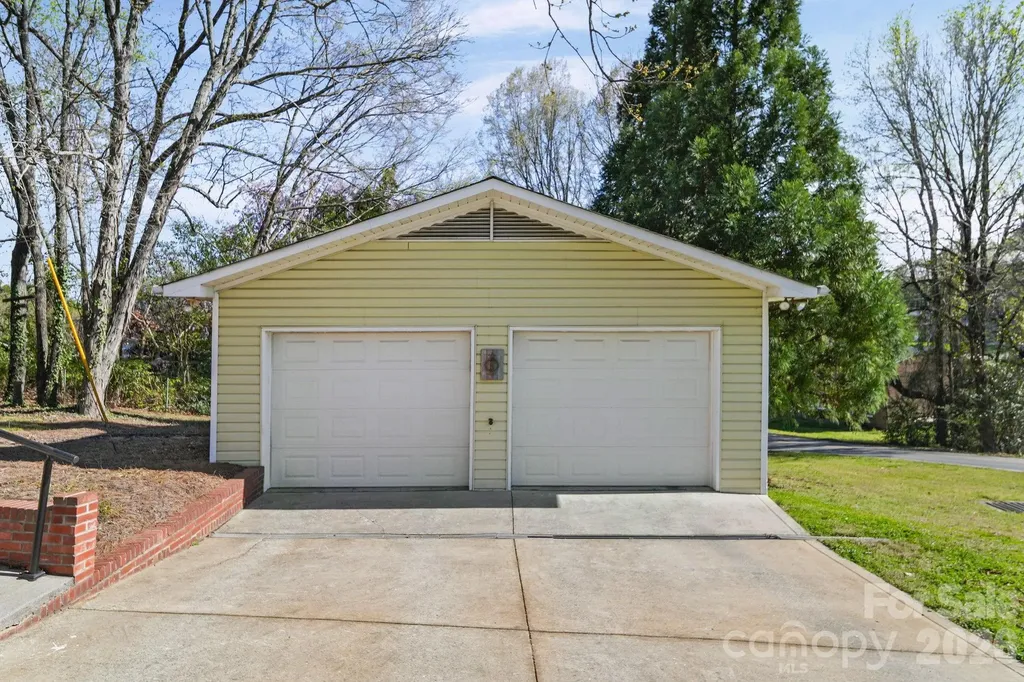 100 Todd Drive NE Concord NC 28025