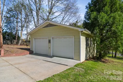 100 Todd Drive NE Concord NC 28025