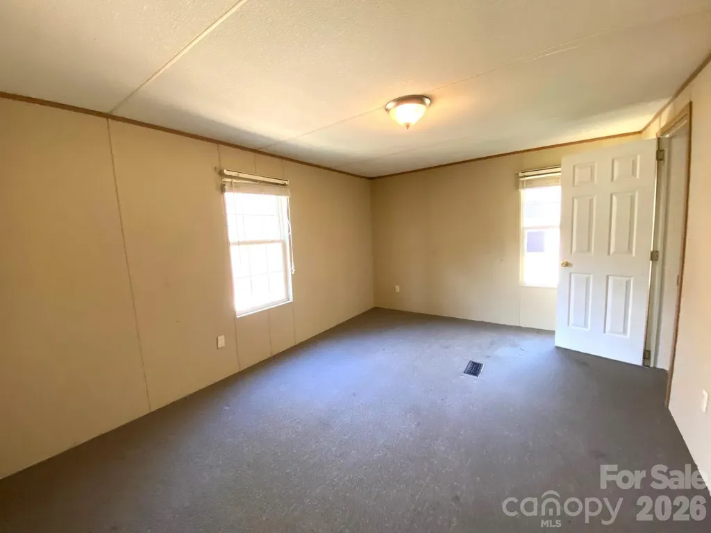 16 Molly Lane Candler NC 28715