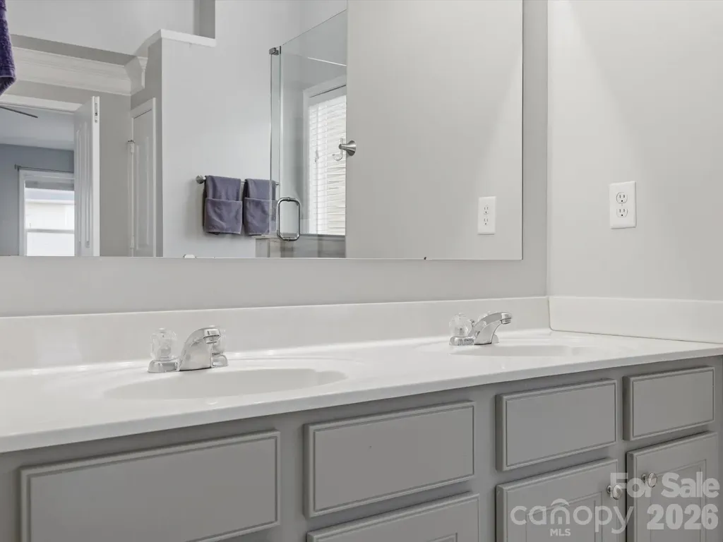 9414 Macquarie Lane Charlotte NC 28227