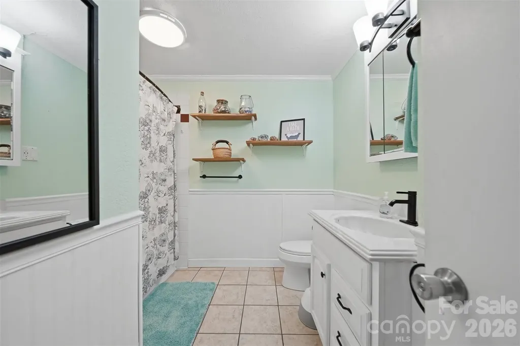 608 Hoyle Street Lincolnton NC 28092