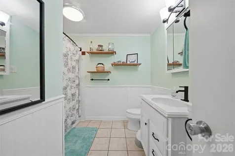 608 Hoyle Street Lincolnton NC 28092