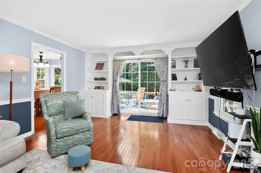 4007 Meadowridge Drive Charlotte NC 28226