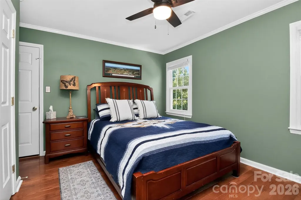 4007 Meadowridge Drive Charlotte NC 28226