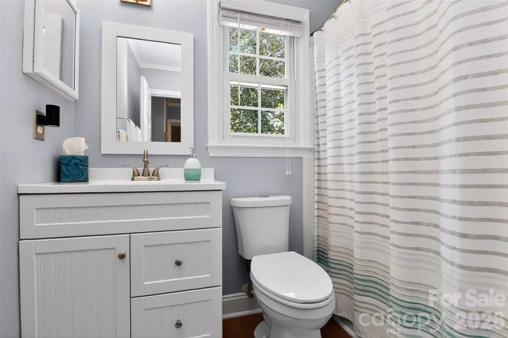 4007 Meadowridge Drive Charlotte NC 28226