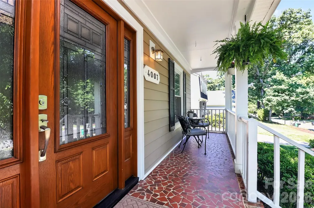 4007 Meadowridge Drive Charlotte NC 28226