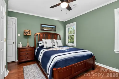 4007 Meadowridge Drive Charlotte NC 28226
