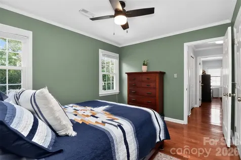 4007 Meadowridge Drive Charlotte NC 28226