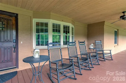 97 Circle E Ranch Road Burnsville NC 28714
