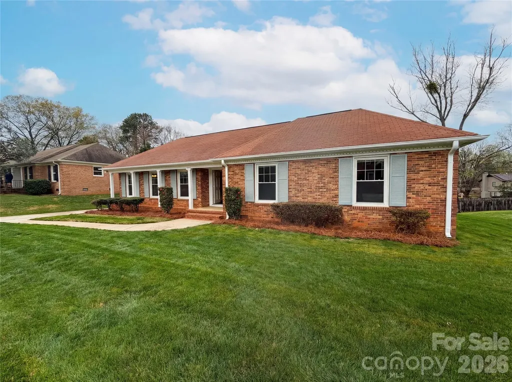 6214 Ashcrest Drive Charlotte NC 28217