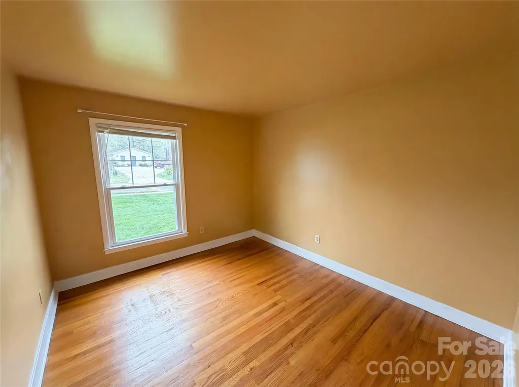 6214 Ashcrest Drive Charlotte NC 28217