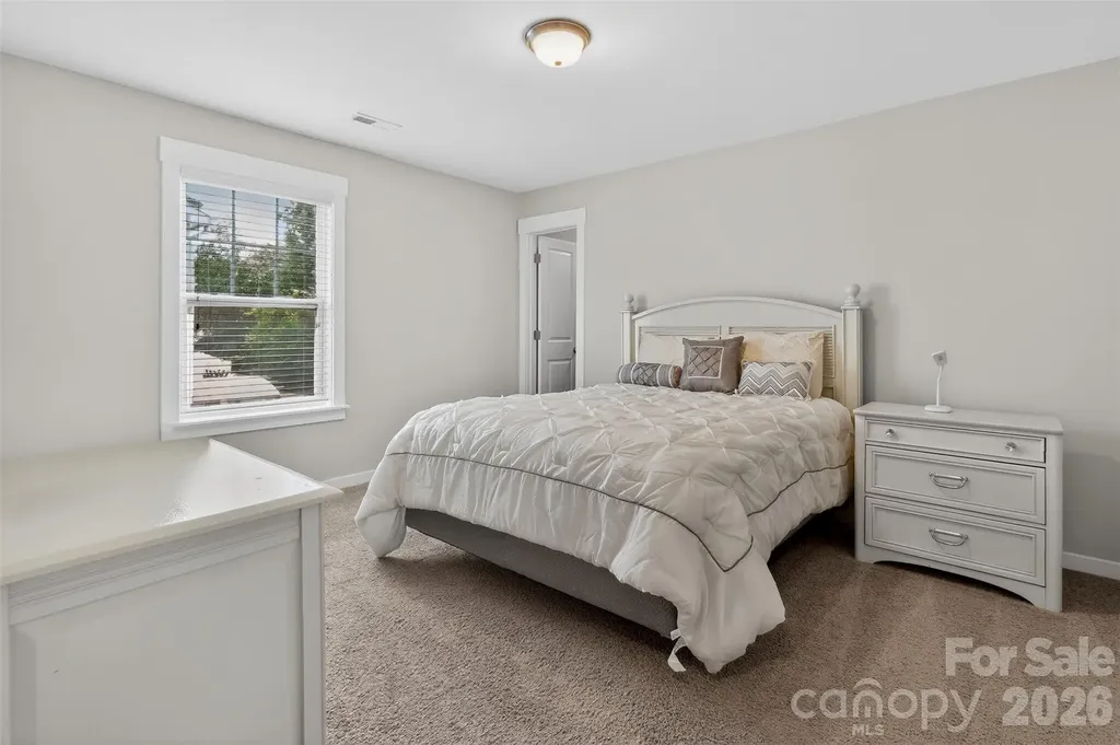 10012 Michael Crossing Drive Charlotte NC 28213