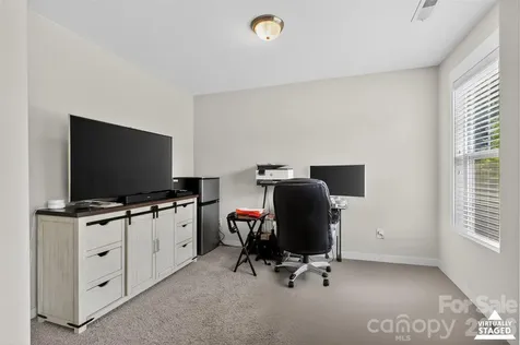 10012 Michael Crossing Drive Charlotte NC 28213