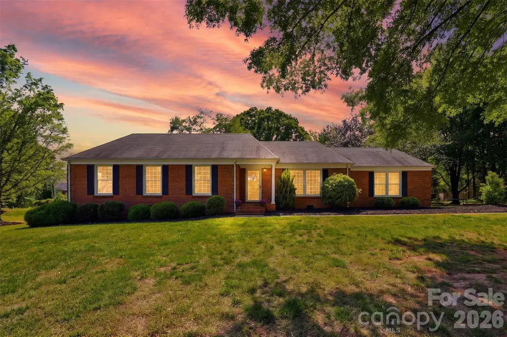 1406 Lakeview Drive Monroe NC 28112