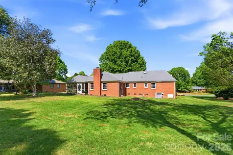 1406 Lakeview Drive Monroe NC 28112