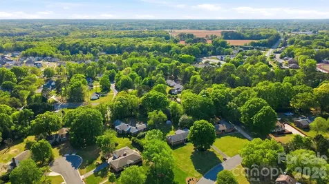 1406 Lakeview Drive Monroe NC 28112