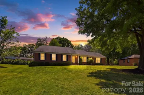 1406 Lakeview Drive Monroe NC 28112