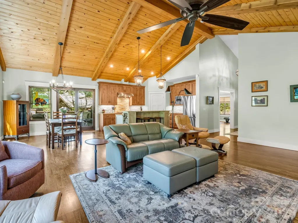 16 Panther Gap Road Black Mountain NC 28711