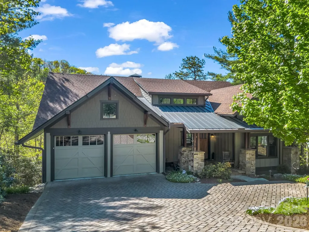 16 Panther Gap Road Black Mountain NC 28711