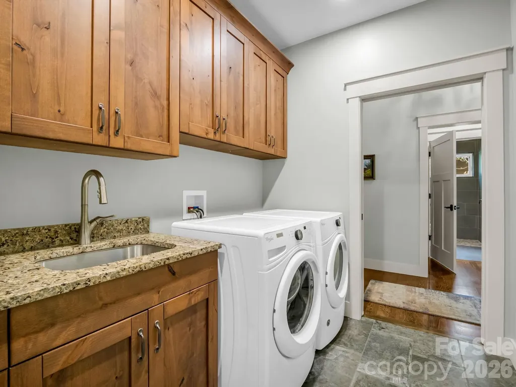 16 Panther Gap Road Black Mountain NC 28711
