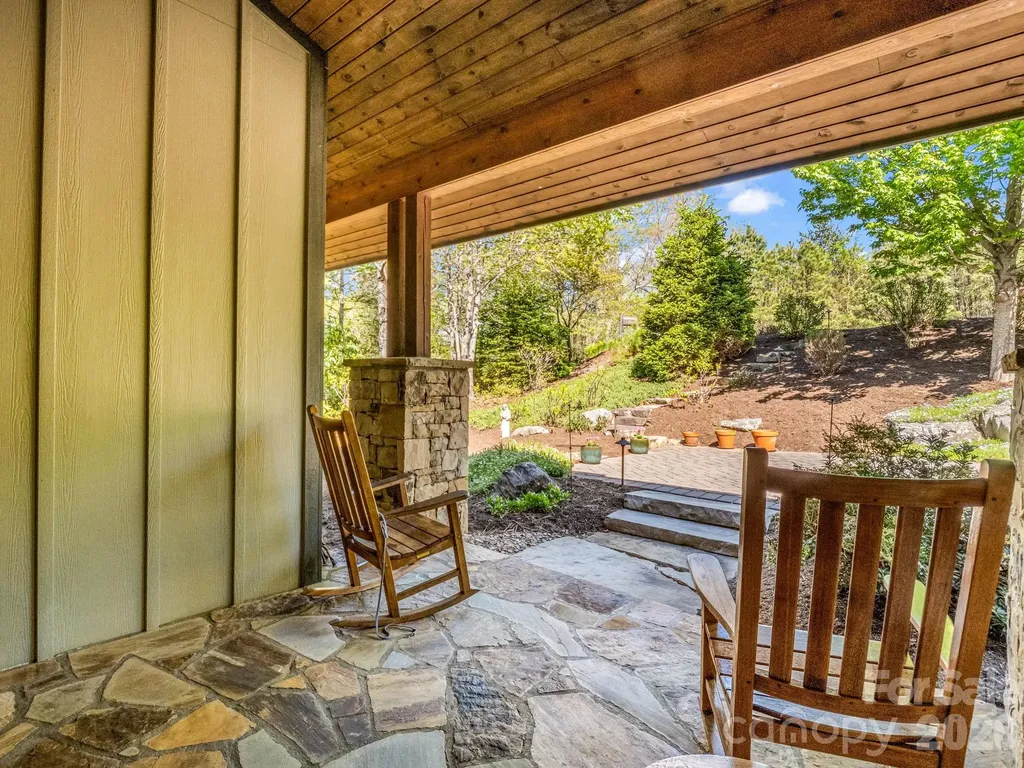 16 Panther Gap Road Black Mountain NC 28711