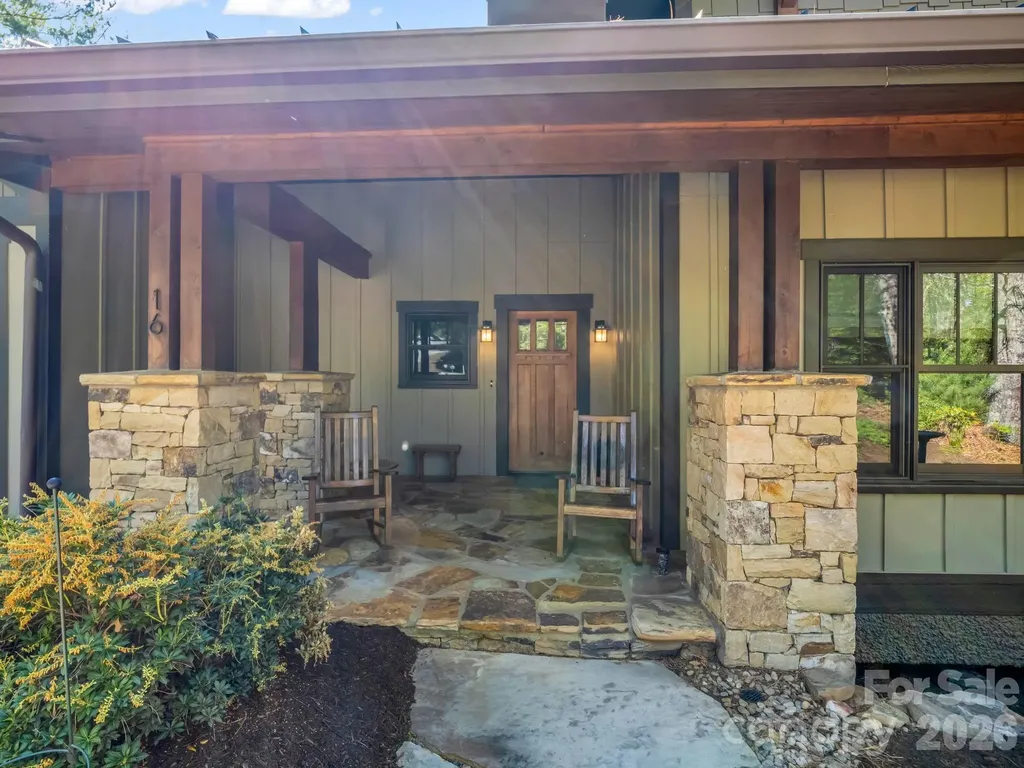 16 Panther Gap Road Black Mountain NC 28711