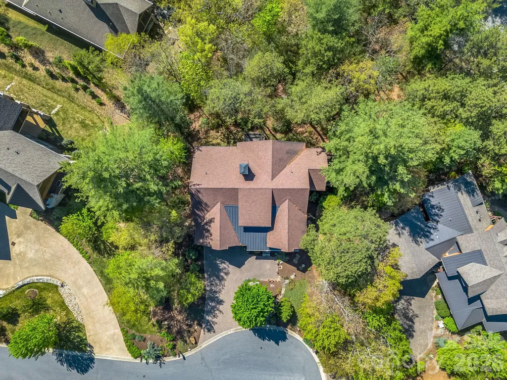 16 Panther Gap Road Black Mountain NC 28711