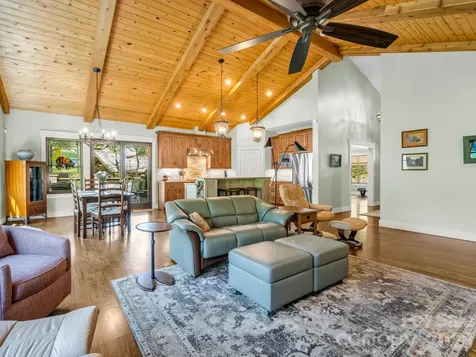 16 Panther Gap Road Black Mountain NC 28711