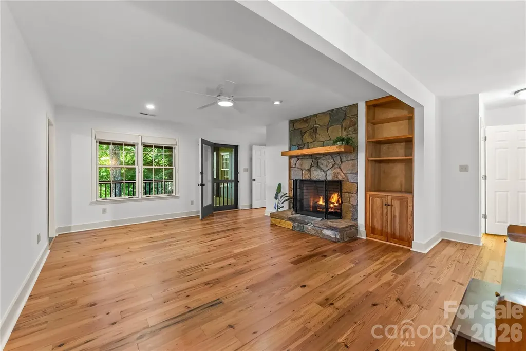 287 Dvdisdi Court Brevard NC 28712