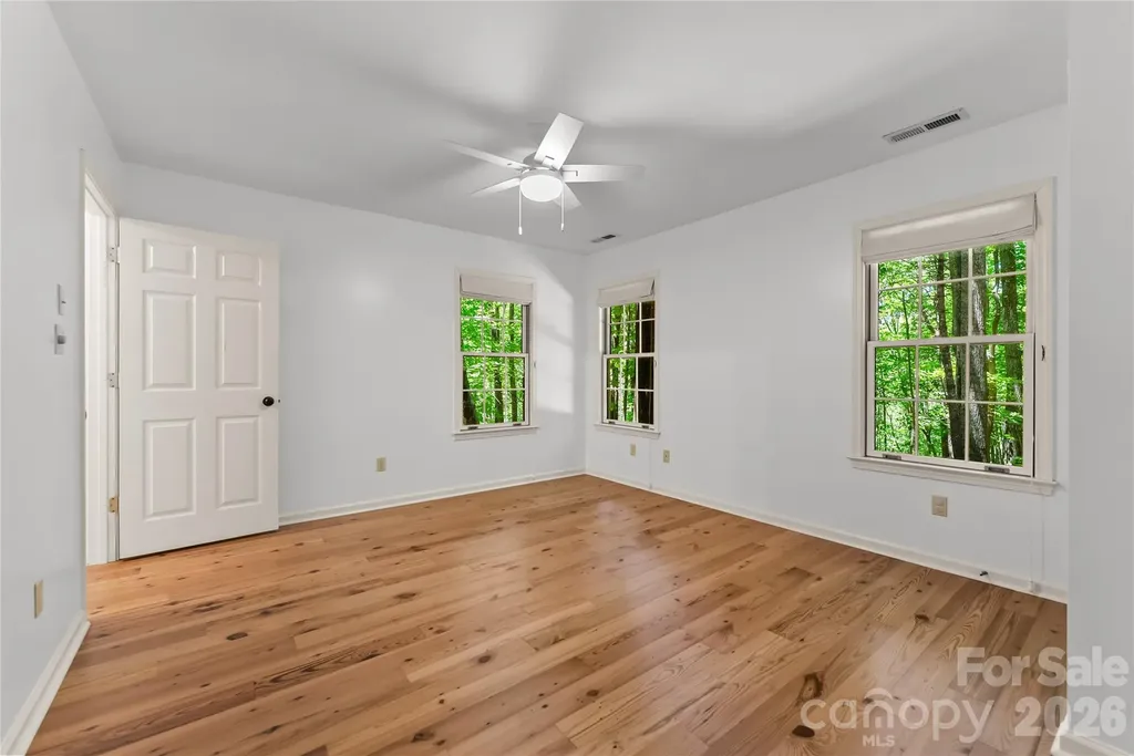287 Dvdisdi Court Brevard NC 28712