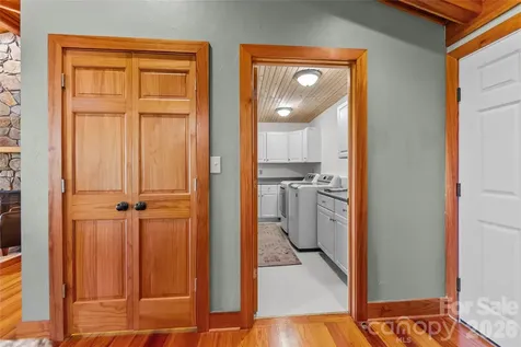 287 Dvdisdi Court Brevard NC 28712